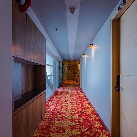 Hotel The Grand Heaven Gandhinagar Exterior photo