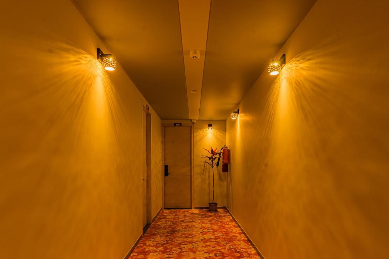 Hotel The Grand Heaven Gandhinagar Exterior photo